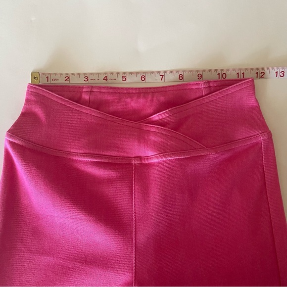 Halara Magic High Waisted Crossover
Stretchy Knit Denim Casual Flare Pants- XS - Picture 10 of 11